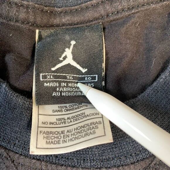 Nike Air Jordan Looney Tunes Bugs Bunny Jumpman What's Up Jock? Black XL T-Shirt - Picture 5 of 6
